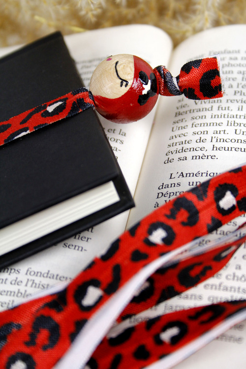 (image pour) Marque Page Elastique Graou Rouge